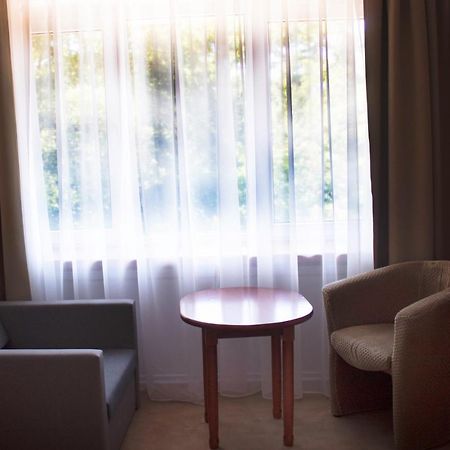 Elita Hotel & Restauracja Iwonicz-Zdroj Bagian luar foto