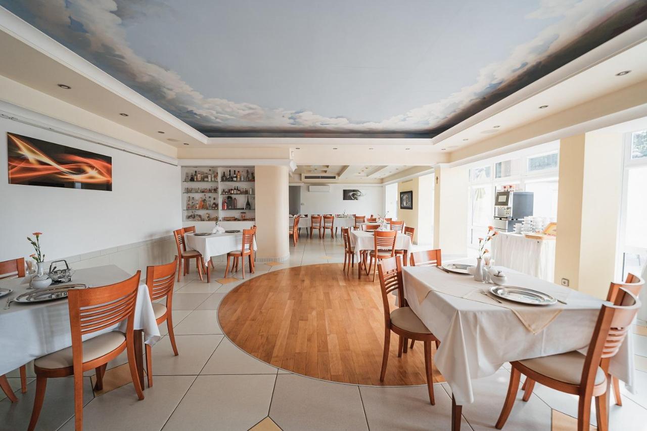 Elita Hotel & Restauracja Iwonicz-Zdroj Bagian luar foto